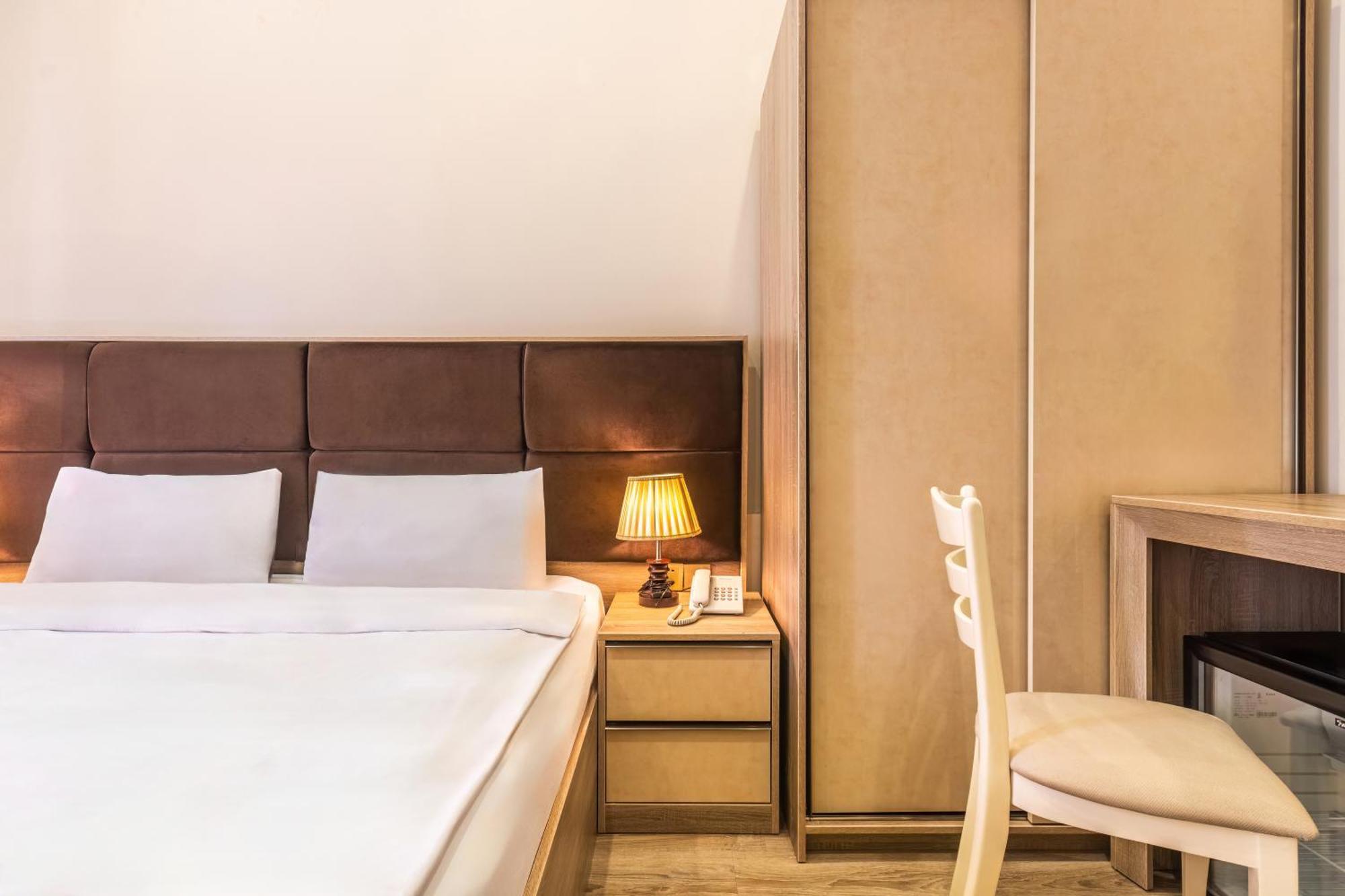 Deluxe Hotel Baku Ngoại thất bức ảnh