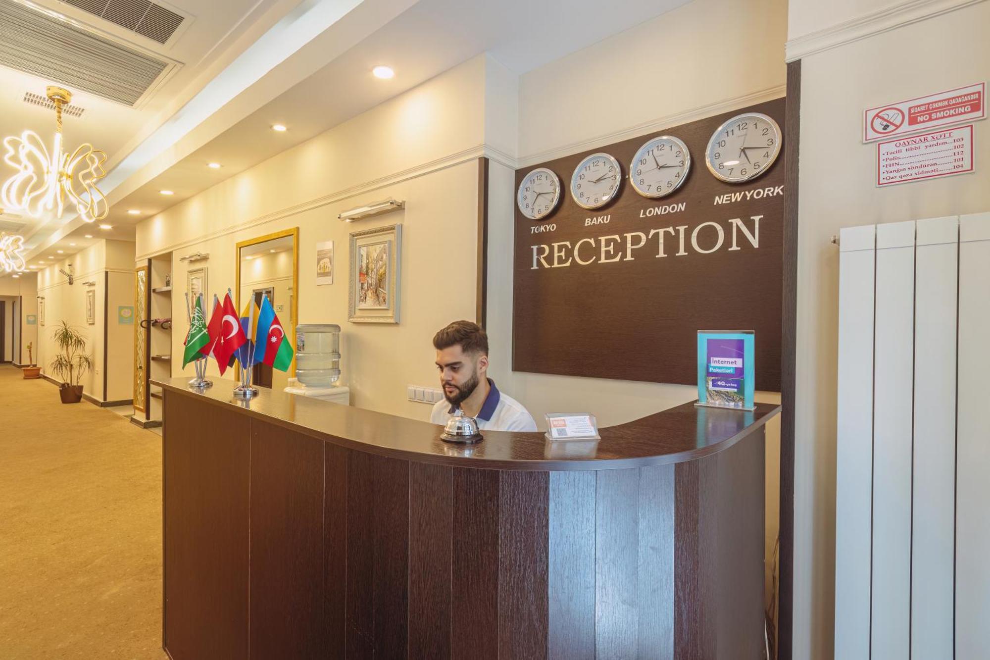 Deluxe Hotel Baku Ngoại thất bức ảnh