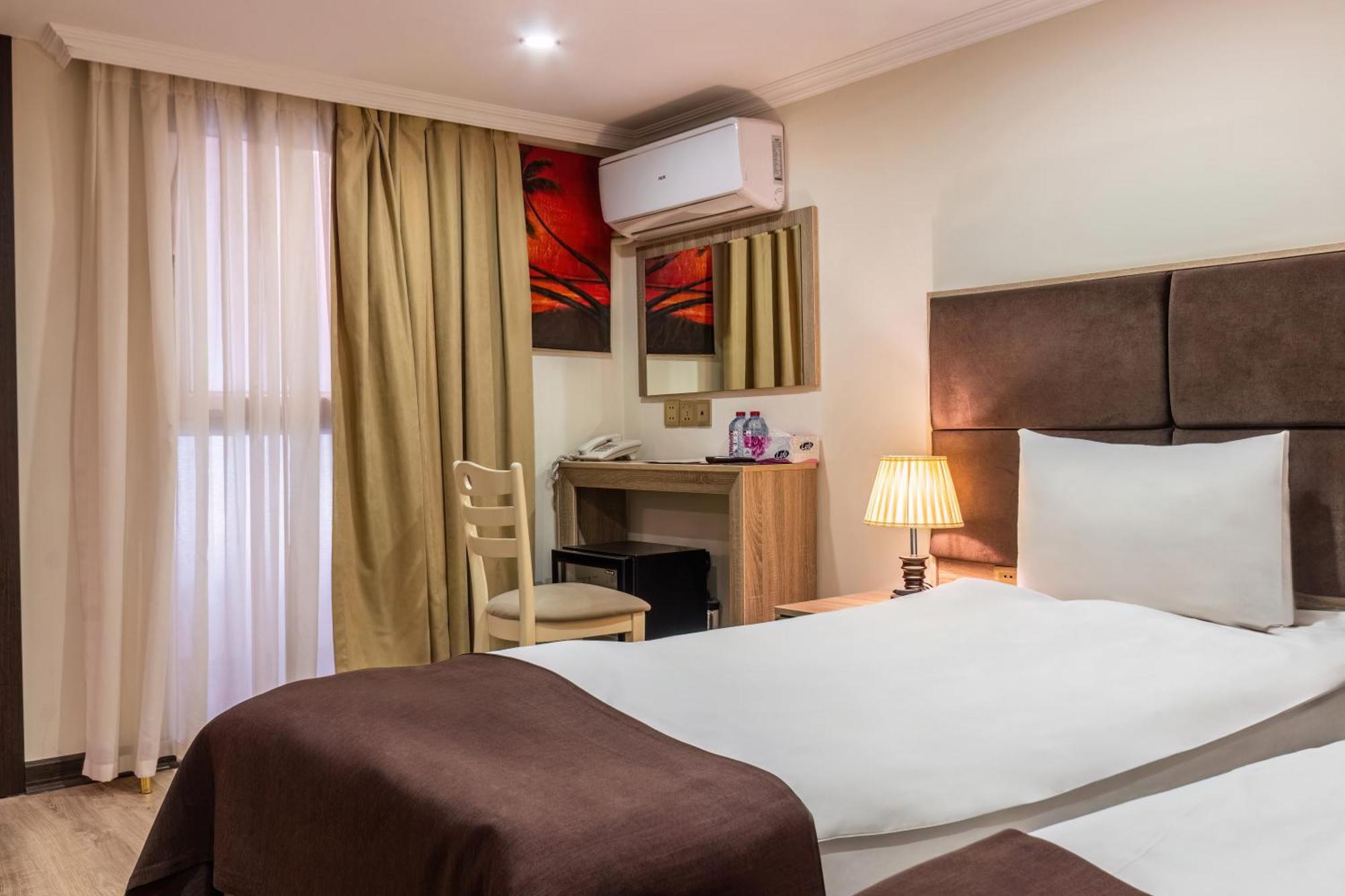 Deluxe Hotel Baku Ngoại thất bức ảnh