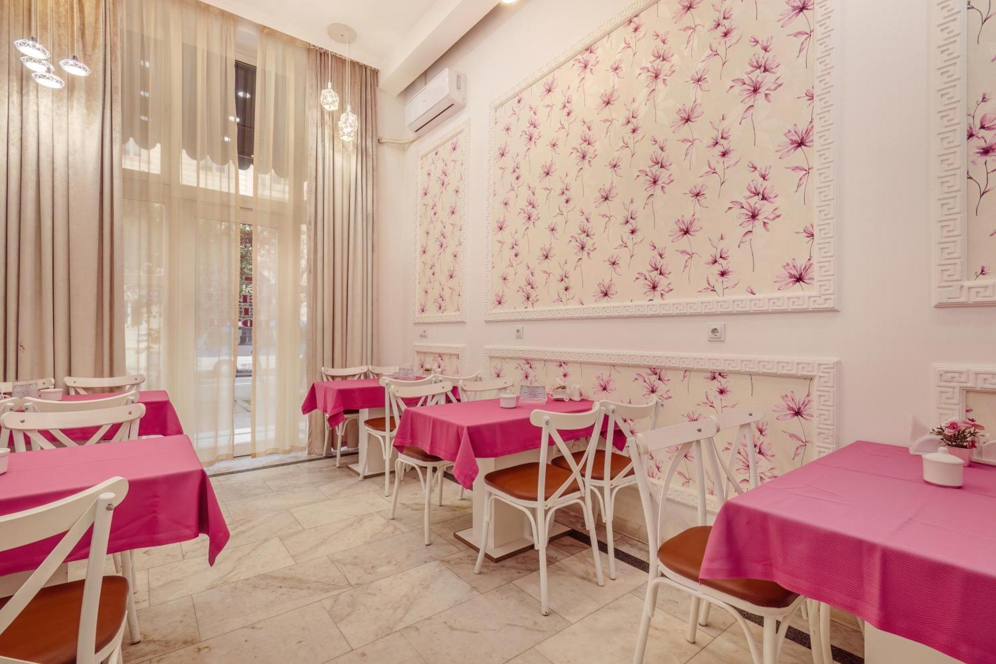 Deluxe Hotel Baku Ngoại thất bức ảnh