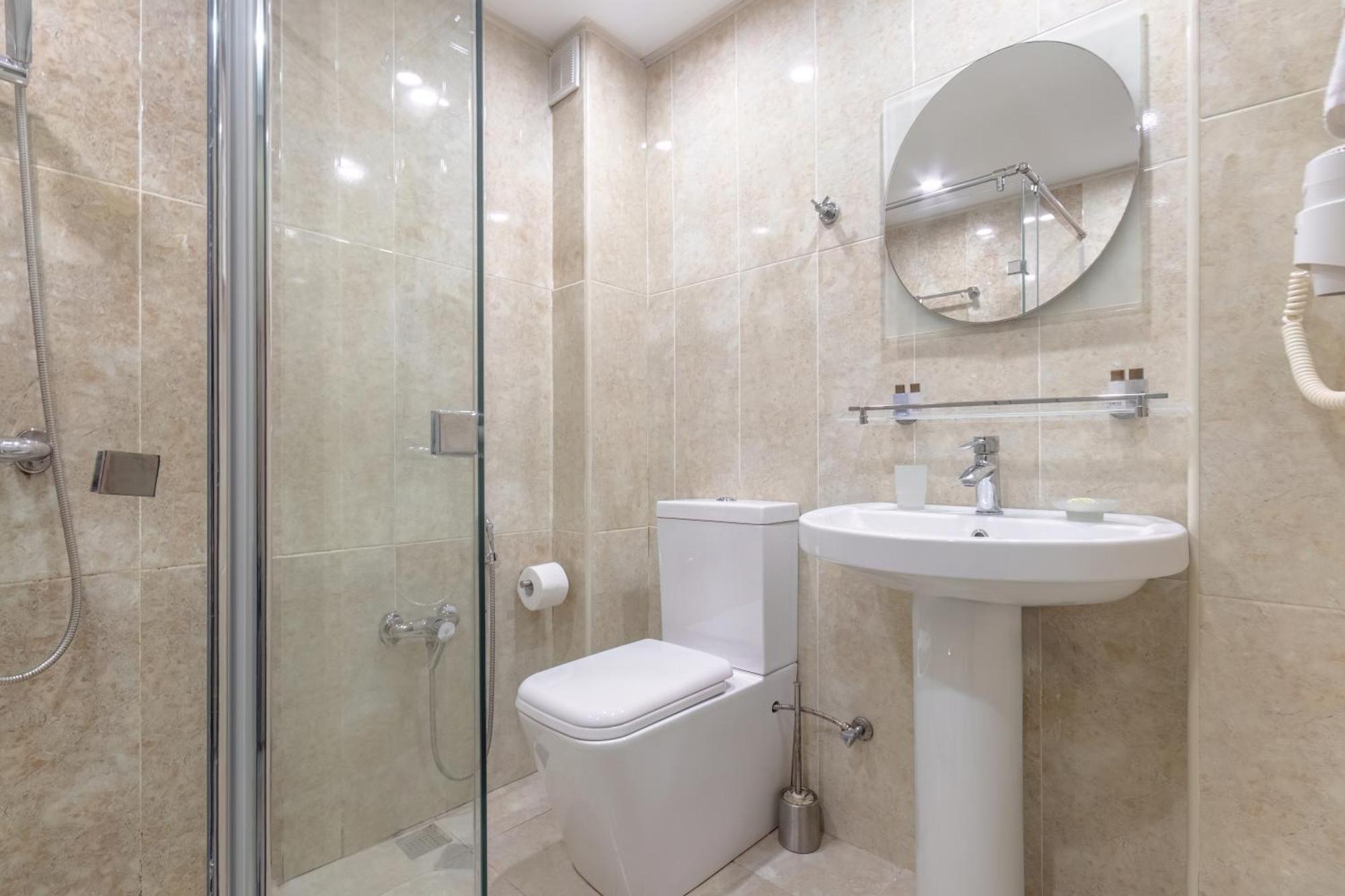 Deluxe Hotel Baku Ngoại thất bức ảnh