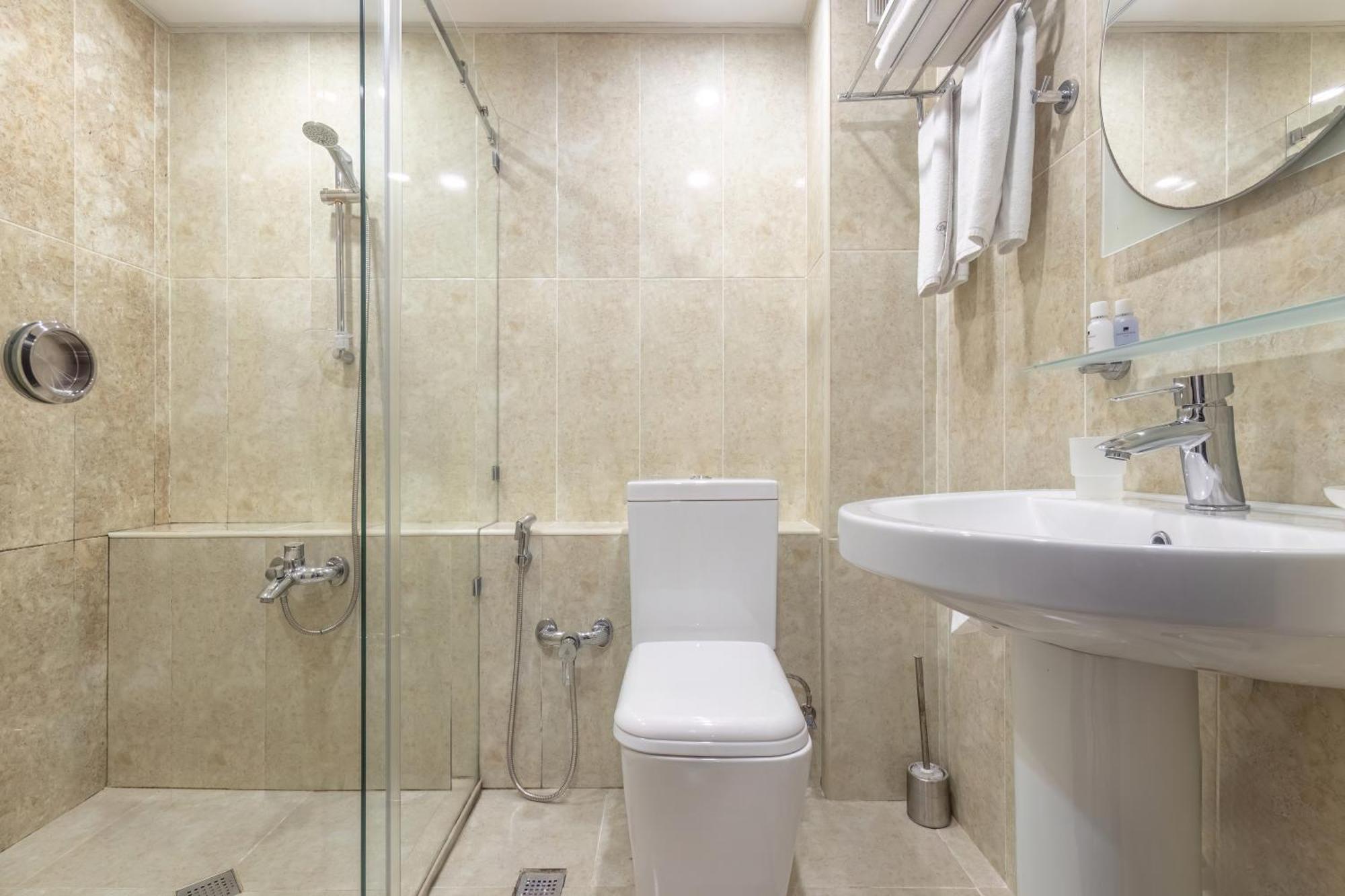 Deluxe Hotel Baku Ngoại thất bức ảnh