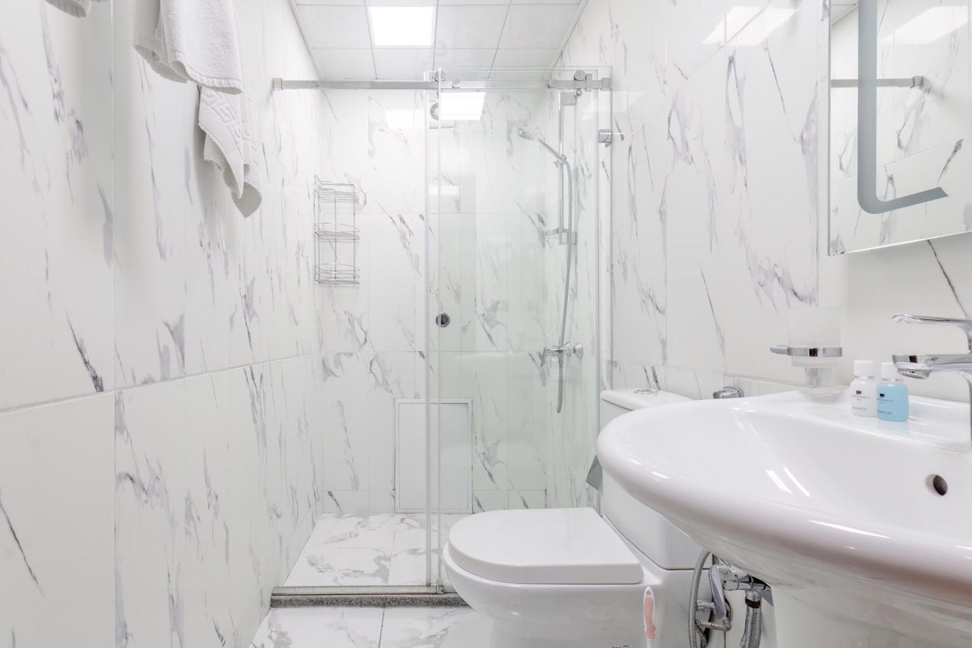Deluxe Hotel Baku Ngoại thất bức ảnh